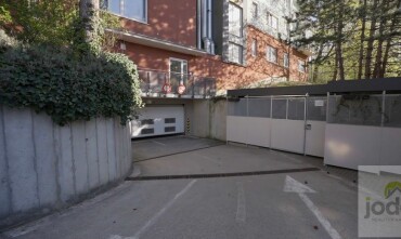 Na predaj samostatná garáž v Lamači na Malokarpatskom námestí