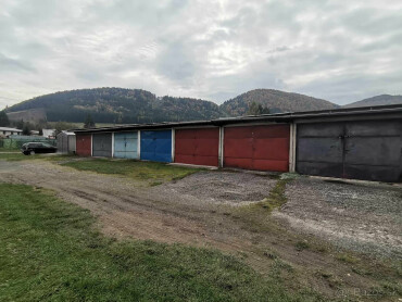 Predaj prefabrikovanej garáže 18 m2 na Hronskej ulici, Valaská