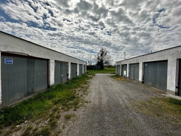 Prenájom radovej garáže 19 m² v Košiciach - Juh s elektrinou