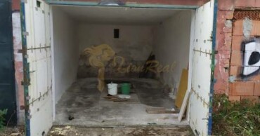 Na predaj murovaná garáž s montážnou jamou na Koceľovej ulici, Ružinov