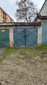 Na predaj radová garáž s pozemkom a elektrinou