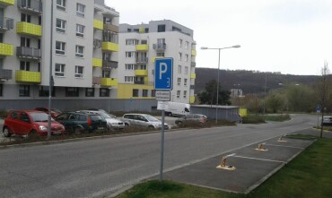 Prenájom vonkajšieho parkovacieho státia pri komplexe Tammi 2, Dúbravka