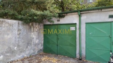 Na predaj samostatná garáž na ulici Planét v Ružinove