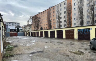 Predaj garáže s montážnou jamou na Varšavskej ulici v Bratislave