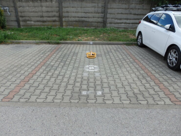 Predaj vonkajšieho parkovacieho miesta v Sereďi