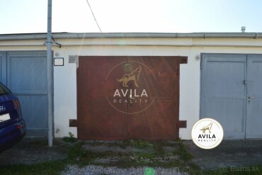 Na predaj garáž s montážnou jamou v Seredi - 17m2