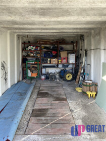Na predaj murovaná garáž v Šamoríne na Veterné ulici, 18 m²