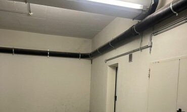 Predaj užšieho parkovacieho státia v podzemnej garáži v centre mesta