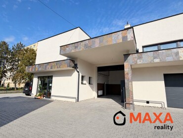 Prenájom priestrannej garáže 30 m² v Prievidzi