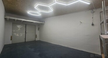 Predaj a prenájom zrekonštruovanej garáže v Trenčianskych Tepliciach