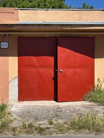 Na predaj garáž s novou strechou a montážnou jamou