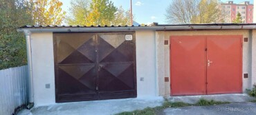 Na predaj garáž s elektrinou a hákom na motocykle