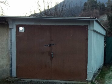 Garáž na prenájom na Ceste na Vlkolínec