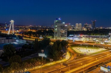 Predaj priestranného parkovacieho miesta v projekte EINPARK