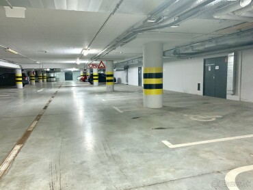 Dlhodobý prenájom parkovacieho státia v Klientskom centre Europalace