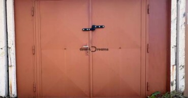 Na predaj: Veľká murovaná garáž pri obchodnom dome Priemstav