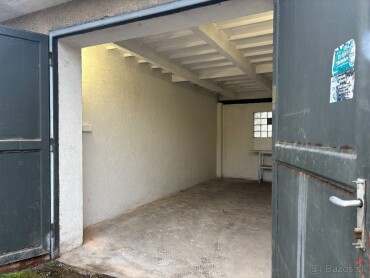 Prenájom priestrannej garáže s elektrinou na Kamennej ulici