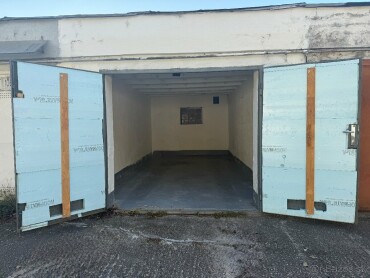 Prenájom garáže 18 m² s elektrinou na Teplickej ulici