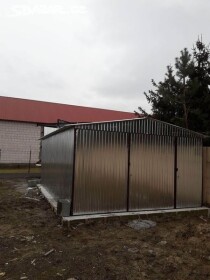 Montovaná plechová garáž 4x5 m s dvojkrídlovou bránou