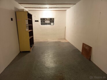 Na predaj garáž v Starej Turej za viaduktom