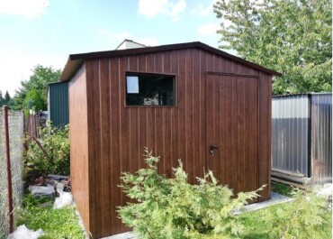 Záhradný domček pre náradie s imitáciou dreva (3x3m)