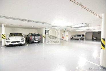 Dvojité parkovacie miesto v podzemnej garáži, Strojárenská, Košice