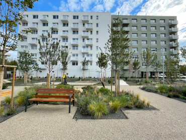 Parkovacie miesto na prenájom v bloku C, Ovocné Sady, BA