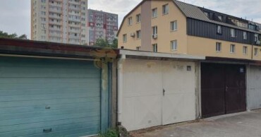 Predaj garáže na Plickovej ulici v Rači