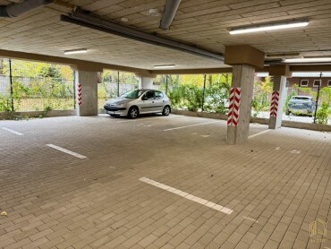 Prenájom krytého garážového státia na Sadovej ul. v Senici