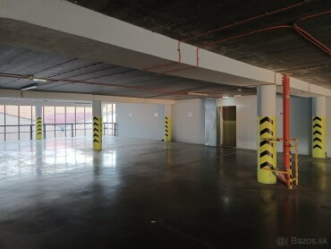 Dlhodobý prenájom vnútorného parkovacieho miesta v Nitre