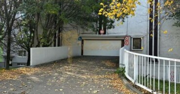 Veľká garáž na predaj v parkovacom dome na ul. Medveďovej, Petržalka