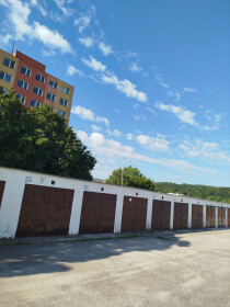 Dlhodobý prenájom garáže na SEVERNEJ ulici v Moldave n/B
