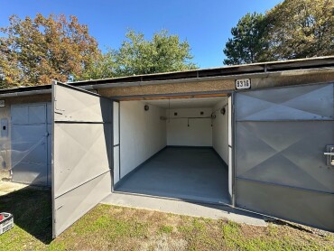 Prenájom garáže s elektrinou na Janka Jesenského