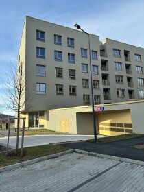 Parkovacie miesto na prenájom v garáži na ul. Michala Bučiča