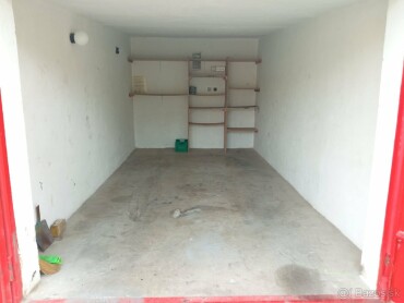 Na predaj garáž s elektrinou na Bratislavskej ceste