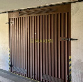 Predaj priestrannej garáže v parkovacom dome na Medveďovej ulici, Petržalka