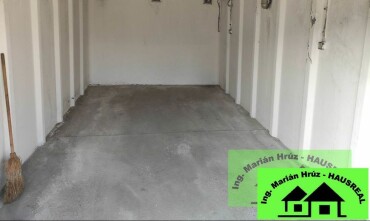 Na predaj garáž s pozemkom pred a pod garážou