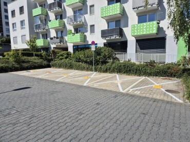 Prenájom vonkajšieho parkovacieho miesta pri komplexe Tammi 1, Dúbravka