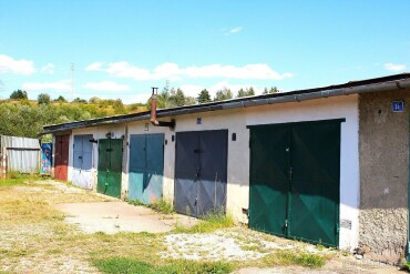 Predaj garáže s montážnou jamou a elektrinou v Spišskej Novej Vsi