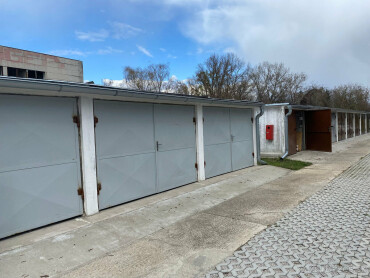 Predaj novostavby garáže v Senici s elektrinou