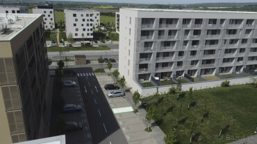 Parkovacie miesto v projekte Bory Promenáda medzi budovami A2 a C1