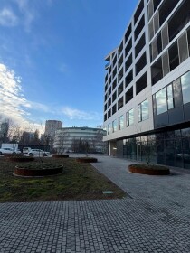 Prenájom garážového státia pri vstupe do budovy A