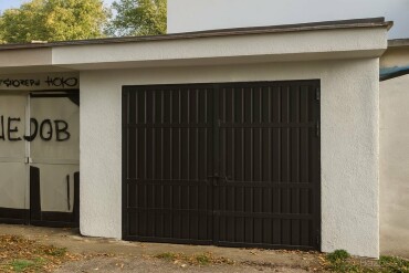 Samostatná garáž na predaj v Bratislave - Opavská ulica