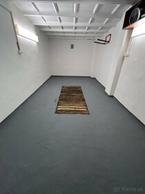 Prenájom garáže s parkovacím miestom na Rybárskej ulici