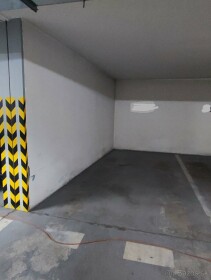 Dlhodobý prenájom garážového státia v Karlovej Vsi