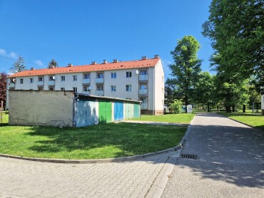 Na predaj tehlová garáž v Dubnici nad Váhom