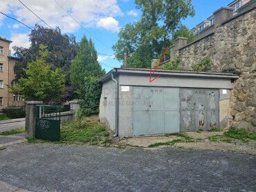 Samostatná garáž na prenájom pri Bratislavskom hrade