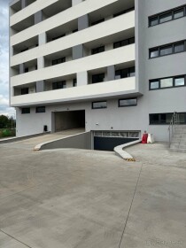 Prenájom garáže 17 m² na Zvončekovej ulici v Michalovciach