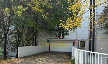 Predaj priestrannej garáže v parkovacom dome na Medveďovej ulici