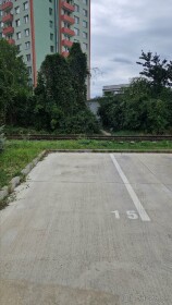 Parkovacie miesto na prenájom na ulici Kubranská